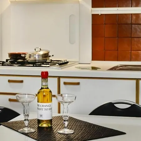 By Halldis Apartament Mediolan